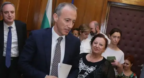 Законът за висшето образование влиза за &bdquo;ремонт&ldquo; в НС