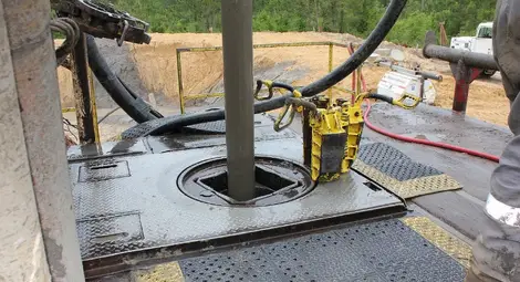 Как се добива &bdquo;черното злато&ldquo; в условия на непоносима жега -  по Viasat Explore