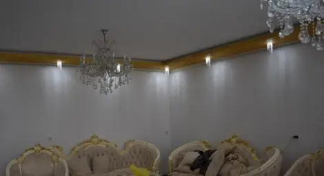 Четирима от ветовски клан за телефонни измами и пети съучастник задържани за удар в Гърция