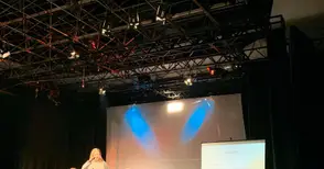 Бъдещи фермери садиха магарешки бодил и учиха винарство в Сарагоса