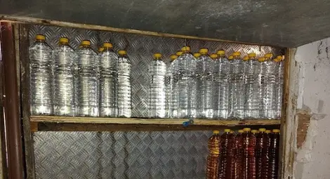 Митничари и данъчни иззеха над 2 тона нелегален алкохол