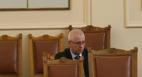 Депутатите поискаха електронно здравеопазване до 2 години