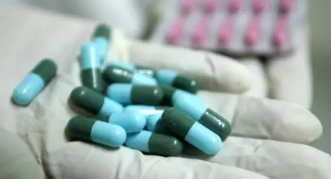 Заливат ни фалшиви лекарства