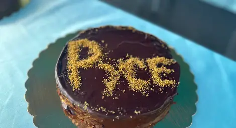 Повече от 4000 торти бяха продадени на тазгодишния Празник на торта „Гараш“ в Русе Повече от 4000 торти бяха продадени на тазгодишния Празник на торта „Гараш“ в Русе