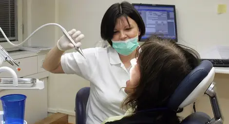 Болните венци при жените увеличават риска от рак