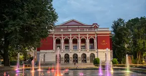 Русенска и софийска фирма наддават за поръчката за укрепване на операта
