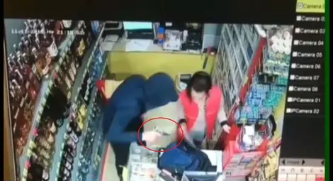 Двама с маски и оръжие нападнаха магазин от веригата &bdquo;Пацони&ldquo;