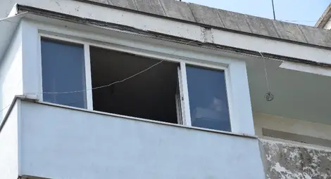 Късо съединение в климатик задуши две кучета и един заек