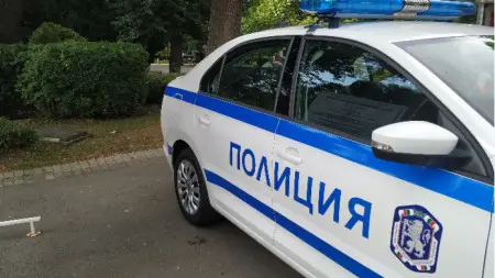 Заловен след опит за бягство с колата си наркодилър не успя да си спаси книжката Заловен след опит за бягство с колата си наркодилър не успя да си спаси книжката