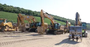 Поредно нелепо оправдание: Льосови почви затруднявали строителството на магистралата