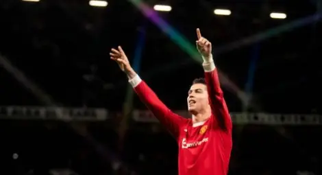 Блестящ Роналдо сломи "Тотнъм" с хеттрик и е №1 за всички времена Блестящ Роналдо сломи "Тотнъм" с хеттрик и е №1 за всички времена