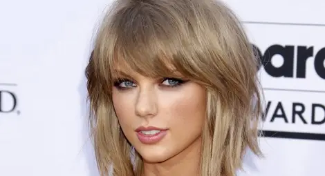 Една година заедно - как празнуваха Тейлър Суифт и Калвин Харис Една година заедно - как празнуваха Тейлър Суифт и Калвин Харис