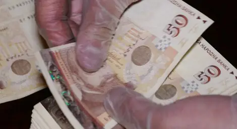 В дома на арестувания съдия – лукс, кич и 35 хил. лева в брой В дома на арестувания съдия – лукс, кич и 35 хил. лева в брой