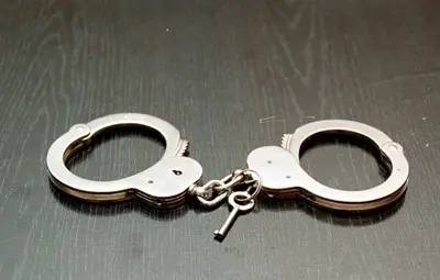 Антикорупционната агенция в Румъния арестува директора на НЗОК Антикорупционната агенция в Румъния арестува директора на НЗОК