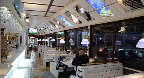 Обновената &bdquo;Тераса&ldquo; кани  русенци на вкусно &bdquo;плаване&ldquo;