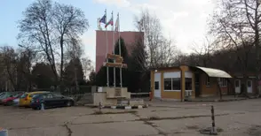 Търси се кръв от рядка група за пострадалия в „Дунарит“ работник