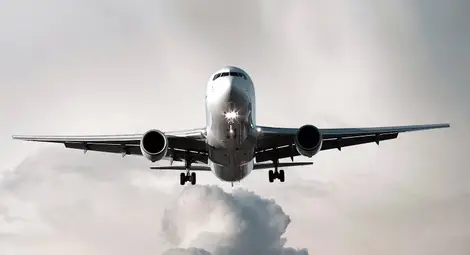 Пиянски инцидент в самолет сплаши пътниците