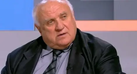 Адвокат Марковски: Москов казва истината - в циганските махали бият докторите Адвокат Марковски: Москов казва истината - в циганските махали бият докторите