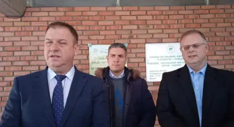 Арестуваха стрелеца по автобуси - 16-годишен от елитно училище