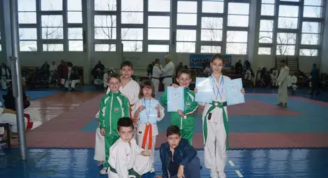 6 медала на купа &bdquo;Плевен&ldquo; за каратистите на &bdquo;Хелиос&ldquo;