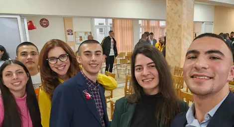 Русенският младежки гвардейски отряд обмени опит и разказа за своята дейност във Велико Търново