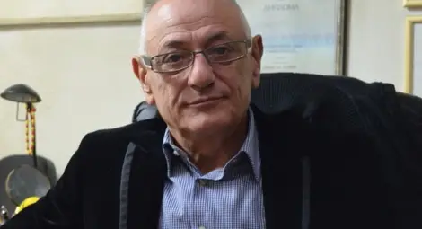 Проф.Петър  СИМЕОНОВ