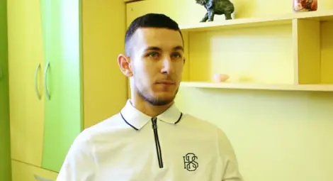 Да помогнем на Емо да стане от инвалидната количка