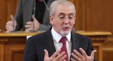 Официално: Местан и 5 депутати напуснаха парламентарната група на ДПС