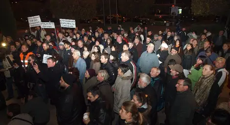 Свещеници искат касиране на избора за варненски митрополит