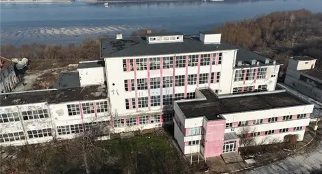 Запустялата сграда на &bdquo;Хлебна мая&ldquo; излезе на пазара с цена над 4 милиона евро