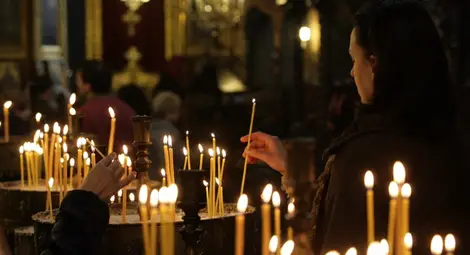 Православната църква чества Трифоновден