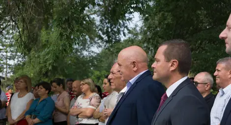 Кметът на Русе се срещна с българската общност в Тараклия /галерия/