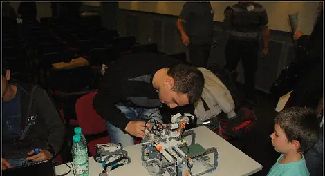 Клуб &bdquo;Роботика&ldquo; със седем призови места от състезание