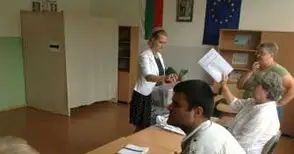 При 96% обработени протоколи ГЕРБ и “Атака“ засега с общо 121 места в парламента, БСП и ДПС - със 119