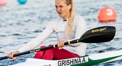 Александра Гришина се готви в родината си.