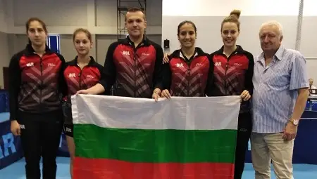 Тенисистка от Две могили игра за националния тим Тенисистка от Две могили игра за националния тим