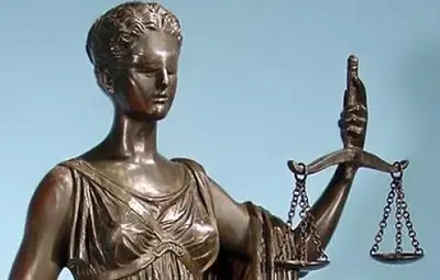 Присъда от 7 години затвор получи пастрок, изнасилвал доведената си дъщеря