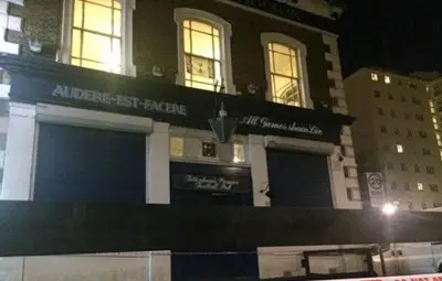 Откриха бременна българка в Лондон с прерязано гърло, приятелят й е намерен мъртъв до нея