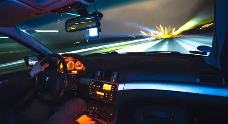 Законът пази от наказание 15-годишен шофьор със 101 км/ч Законът пази от наказание 15-годишен шофьор със 101 км/ч