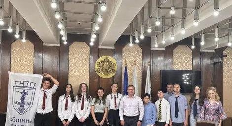 9 ученици от Русе ще участват в космическия лагер в Измир