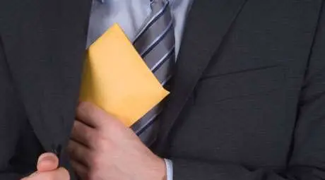 76% смятат политиците за корумпирани, всеки четвърти давал подкуп през последните 12 месеца