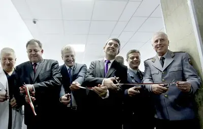 Без Борисов на празника на ВМА, Плевнелиев предава поздрави по телефона