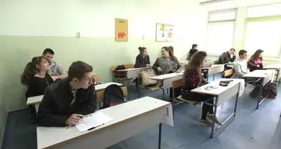 Утре е втората матура за зрелостниците