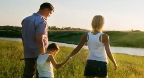 Проучване: Всеки втори брак у нас се разпада