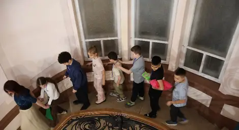 Нощта на Андерсен в русенската библиотека: Гласът на Русалката