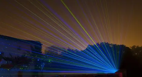 Светлинно шоу заменя зарята на 6 май Светлинно шоу заменя зарята на 6 май