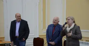 Георги Мишев се завърна в Русе  с изповедното „Мир на страха ни“ 