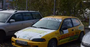 Автомобилен пилот пропуска цяла година заради излизане на улицата без номера