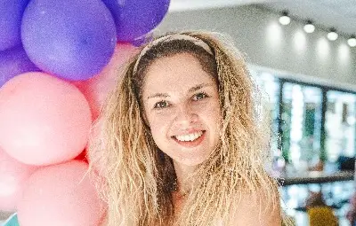 Николета Атанасова: Показаното учи повече от казаното. Ако около детето има любов и милувка, ще ги запомни. Ако чува скандали - също