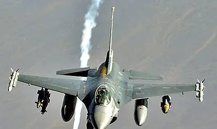 Франция се подготвя за въздушни нападения срещу ИД в Сирия